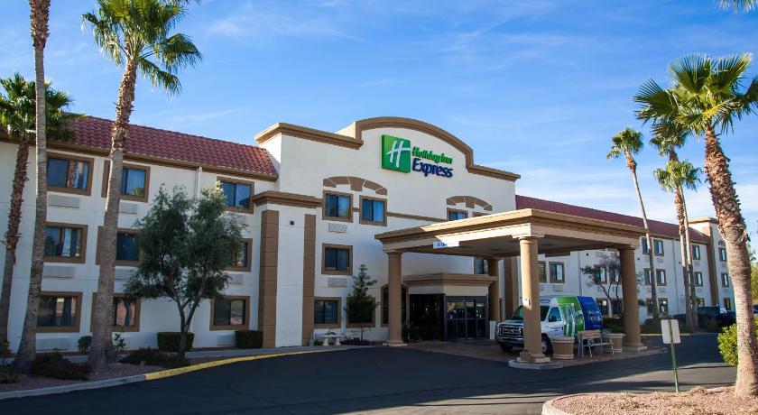 Holiday Inn Express Tucson-Airport