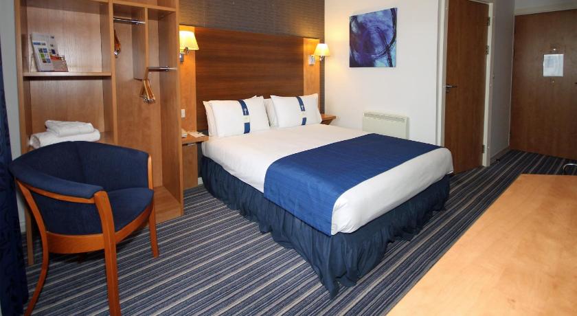 Holiday Inn Express Nuneaton