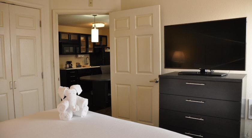 Candlewood Suites Washington-Dulles Herndon