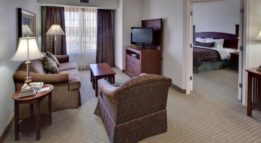 Staybridge Suites Rockford Hotel