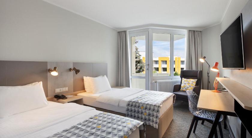 Holiday Inn München Süd photo
