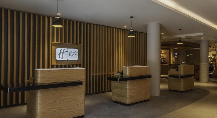 Holiday Inn Express Dublin-Airport