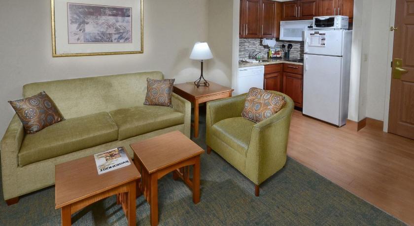 Staybridge Suites Raleigh-Durham Airport