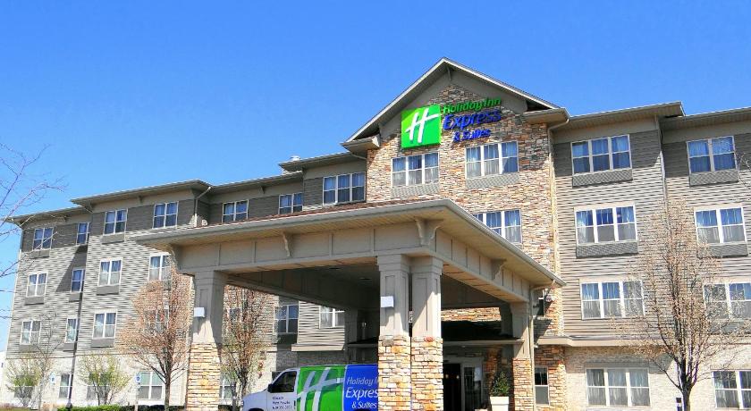 Holiday Inn Express &amp; Suites Chicago West-Roselle — Hotel in Roselle (IL)