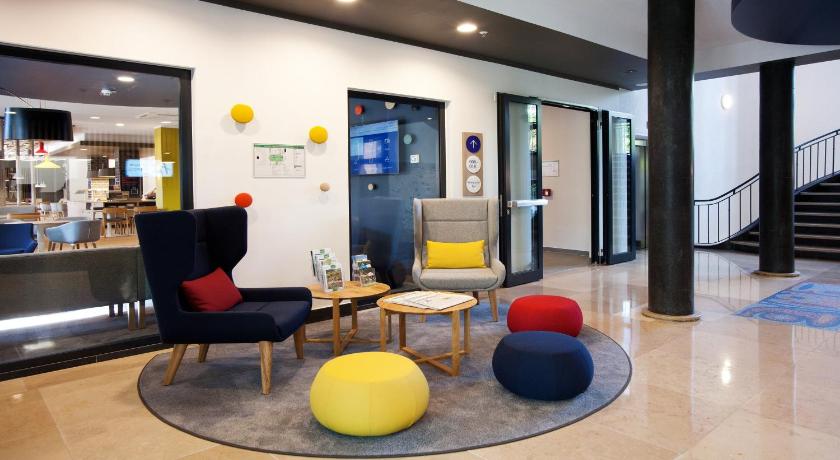 Holiday Inn Express Saarbrucken photo