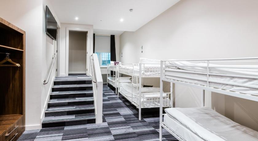 Image of Private Dormitory Room (6 Adults) 2