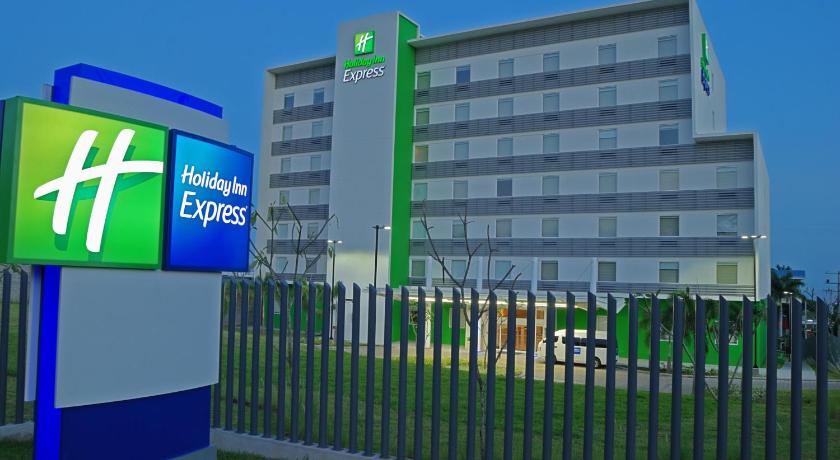 Exterior view, Holiday Inn Express Managua in Managua