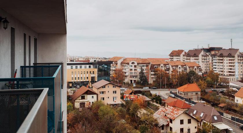 City view apartment with FREE parking photo