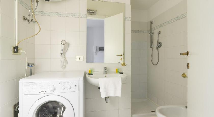 Cadorna Apartments photo