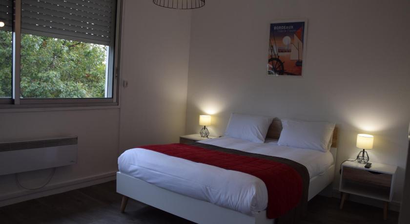 Inter-Hotel Bordeaux Ouest du Phare