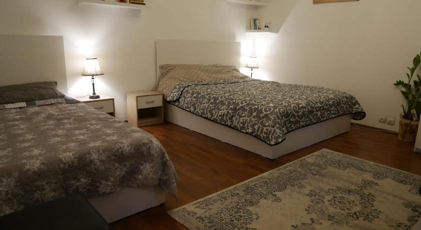 Jolie Place Old Town