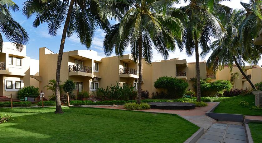 Whispering Palms Beach Resort In Goa Room Deals Photos Reviews