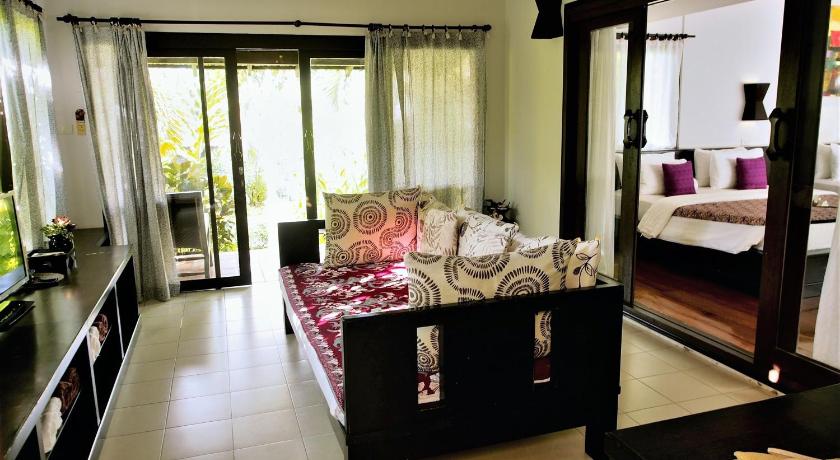 Image of One Bedroom Suite 9