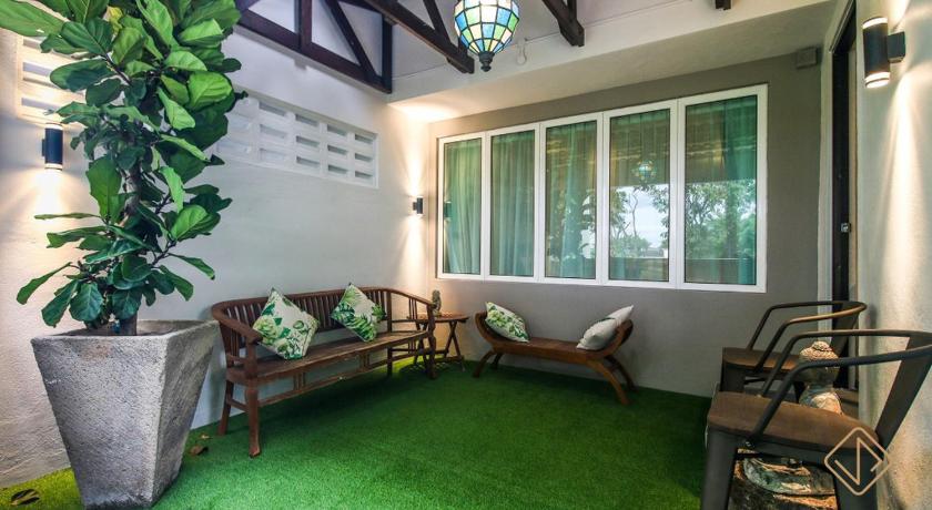 L&P Boutique Residence by Verve (14 Pax) EECH40 photo