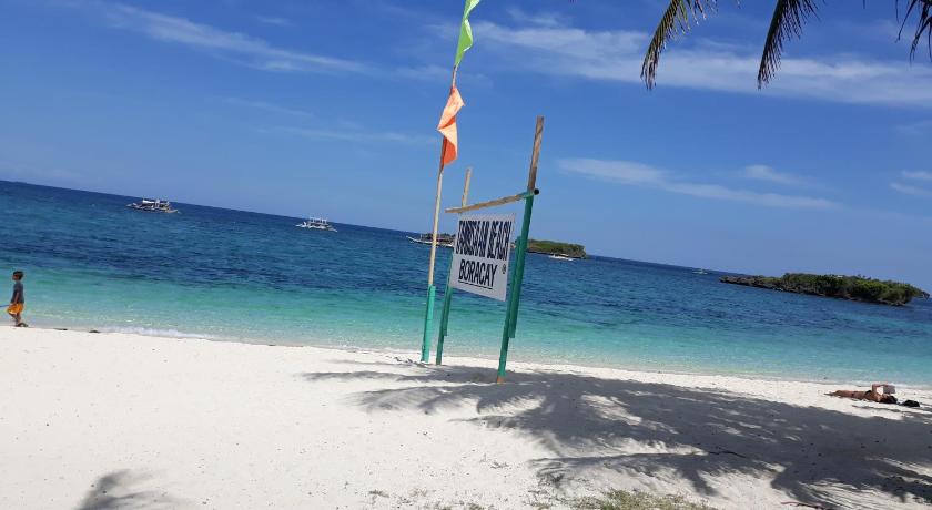 MARNIN'S PLACE - image 15