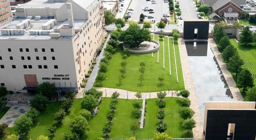 Holiday Inn Express &amp; Suites Oklahoma City Dwtn - Bricktown — Hotel in Oklahoma City (OK)