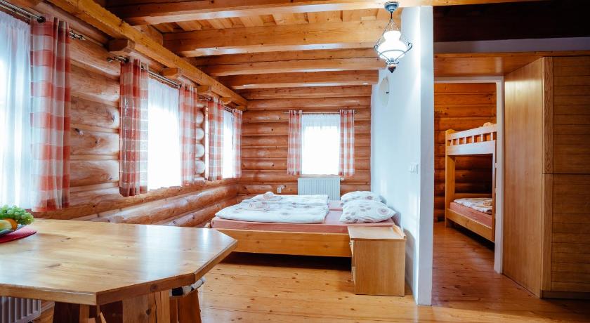 特尔乔瓦 Jánošíkova Valaška Pension & Restaurant 3星级 酒店 套房