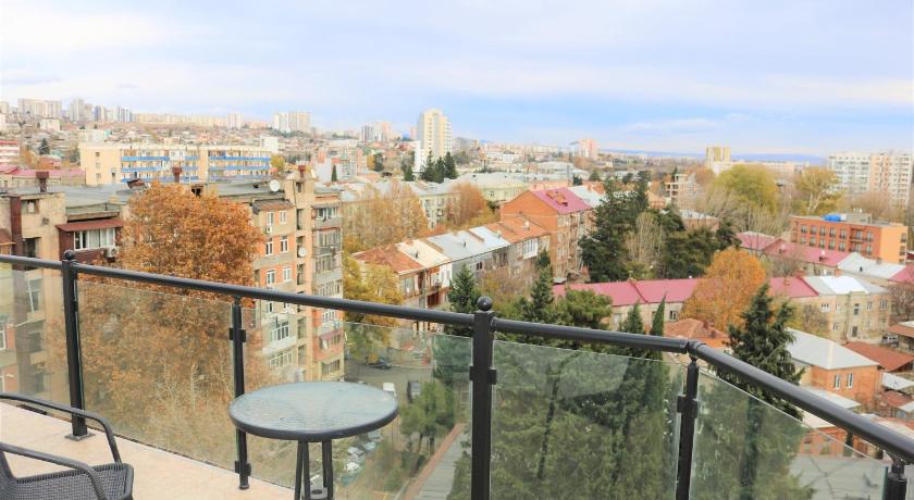 L Plaza Hotel photo