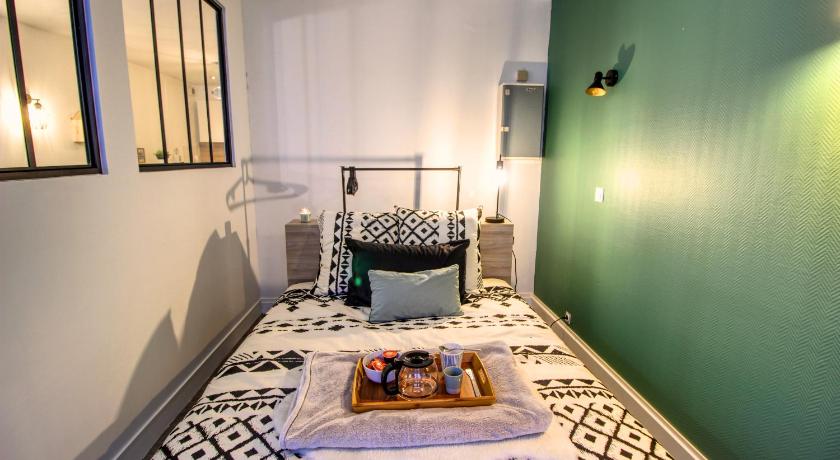 Calonn — Hotel in Brest