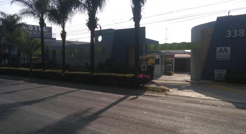Motel los Altos — Hotel in Guadalajara