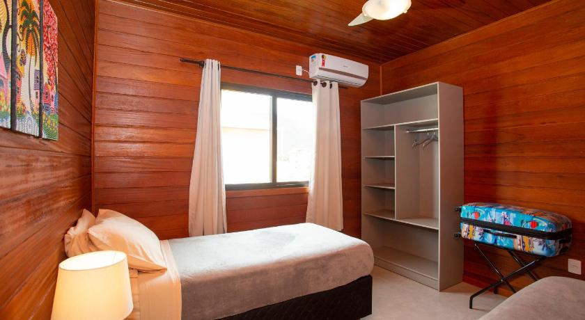 Image of Three-Bedroom Apartment 11