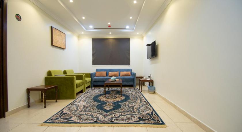 Al Mudeef Al Awal Furnished Units photo