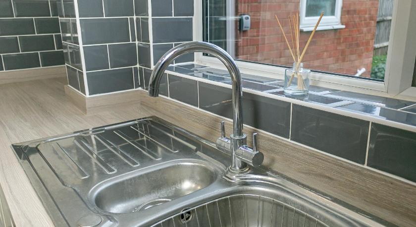 Denby Lodge - image 4
