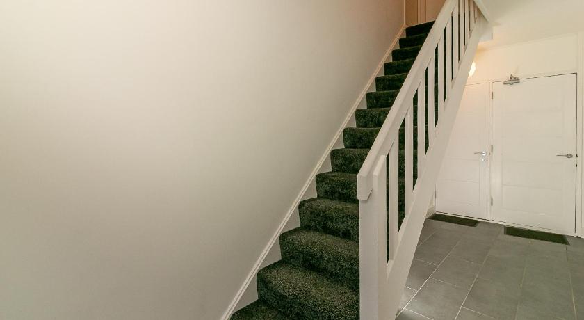 Denby Lodge - image 5