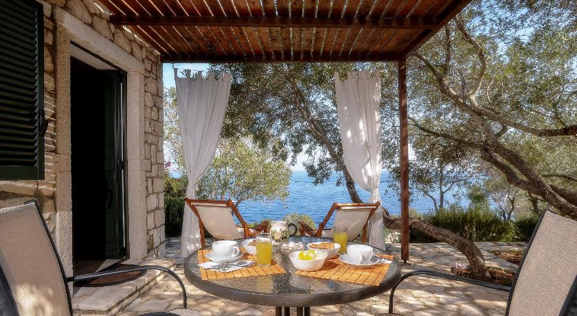 Nereidi Pool Villas photo