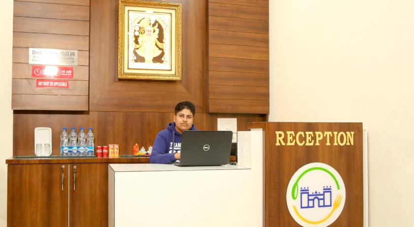 HOTEL BABYLON REGENCY, Opp Krishna Janmabhoomi Temple photo