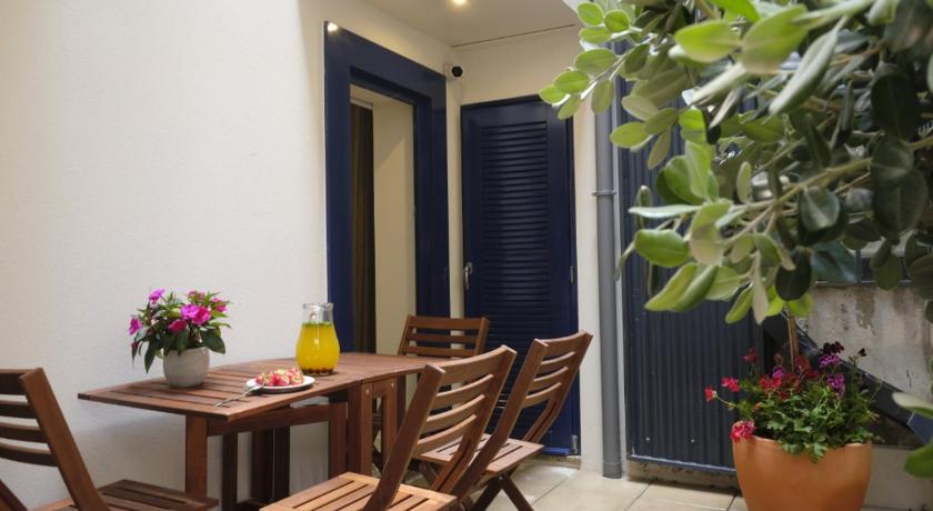 ポルト Oporto Wall Apartments 5つ星 ゲストハウス 客室