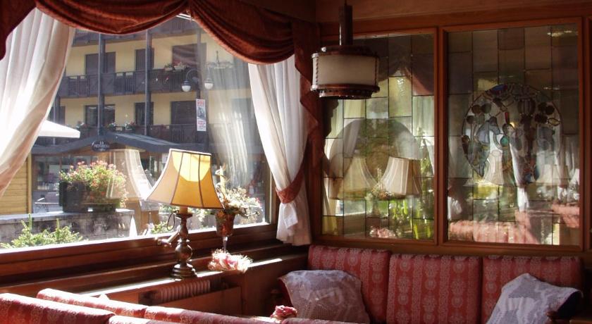 Hotel Garni St. Hubertus photo