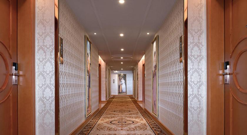 Vienna Hotel Shaoguan Renhua Danxiashan Scenic Spot – Renhua, IA
