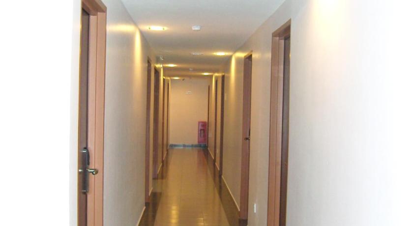 Linkway Hotel photo