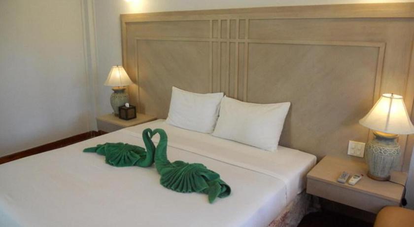 Nakara Longbeach Resort (SHA Extra Plus) photo