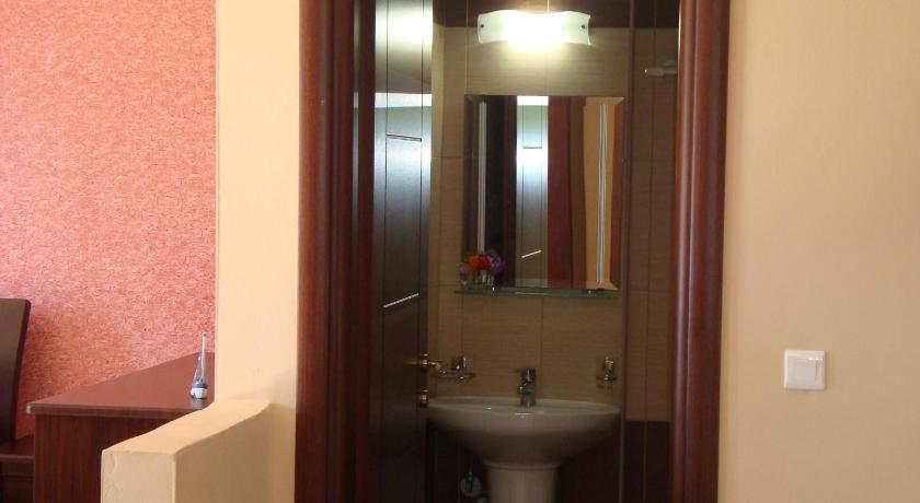 Mikros Gialos Apartments photo