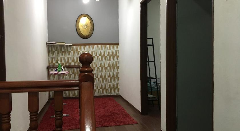 RB Double Storey Bandar Tasik Selatan Homestay photo