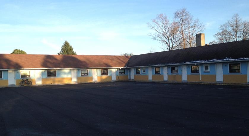 American Plaza Motel photo