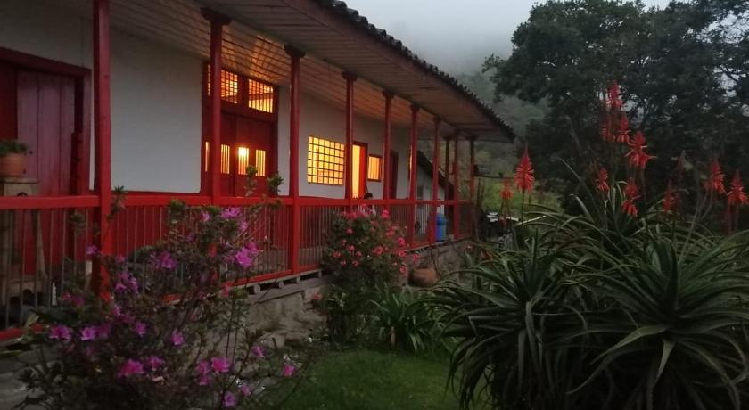 Birdglamping Los Arboles Hotel — Hotel in Salento