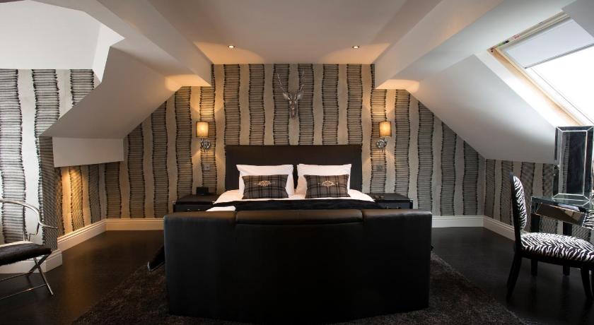 Image of Superior Luxury Sutie - The Carleton Suite 1