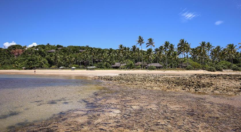 Charmoso bangalo balines pe na areia Outeiro das Brisas photo