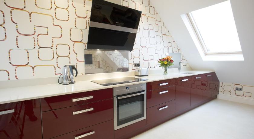 Image of Three-Bedroom Luxury Duplex Suite 12