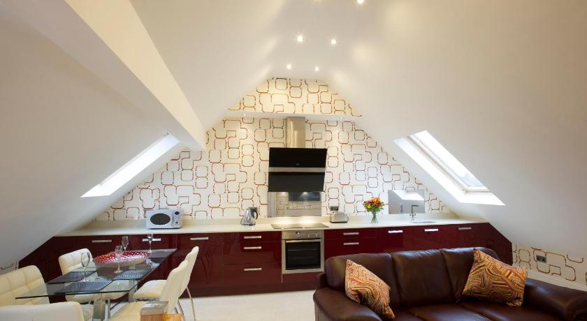 Image of Three-Bedroom Luxury Duplex Suite 9