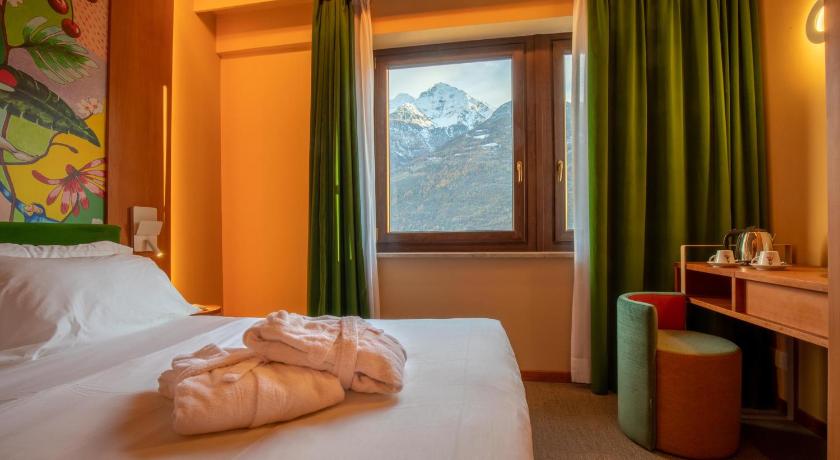 Junior Suite, OMAMA Hotel in Aosta