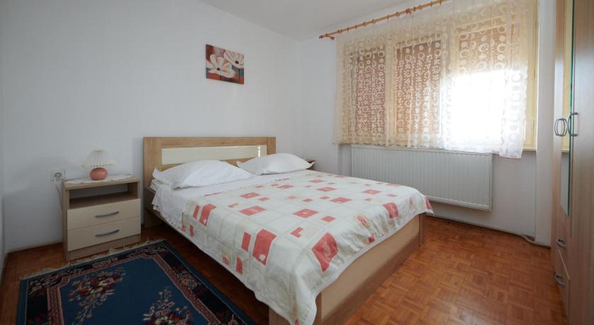 Apartman Pero — Hotel in Kikinda