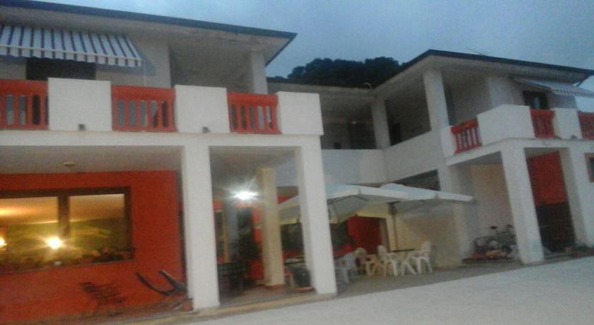 COUNTRY HOUSE SUL BUSSENTO