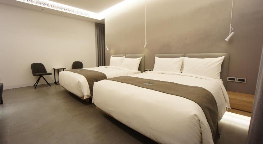 四人房－附陽台 (Quadruple Room with Balcony)圖片 1