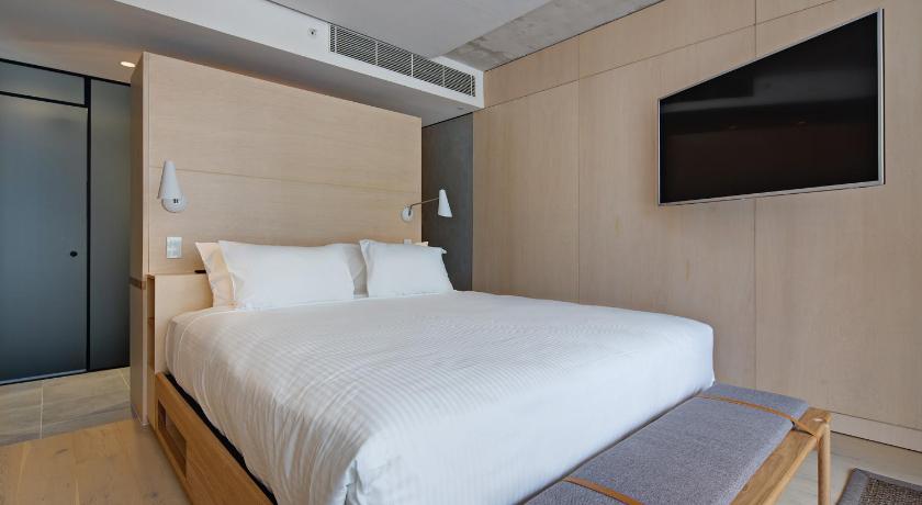 Image of Sky Room 15