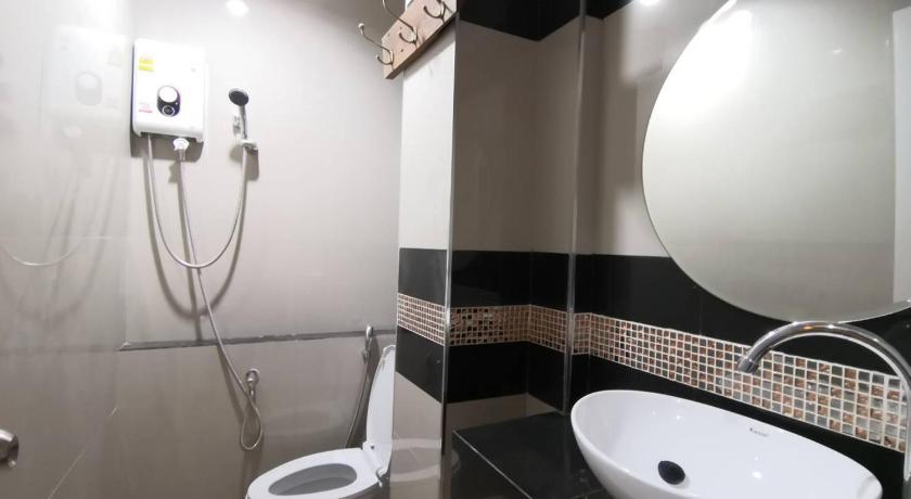 M Hostel and Cafe photo