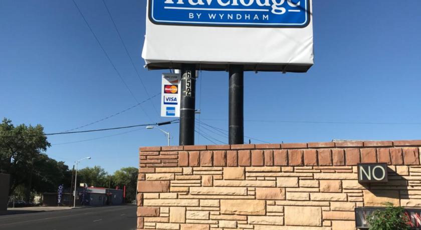 Travelodge by Wyndham Farmington